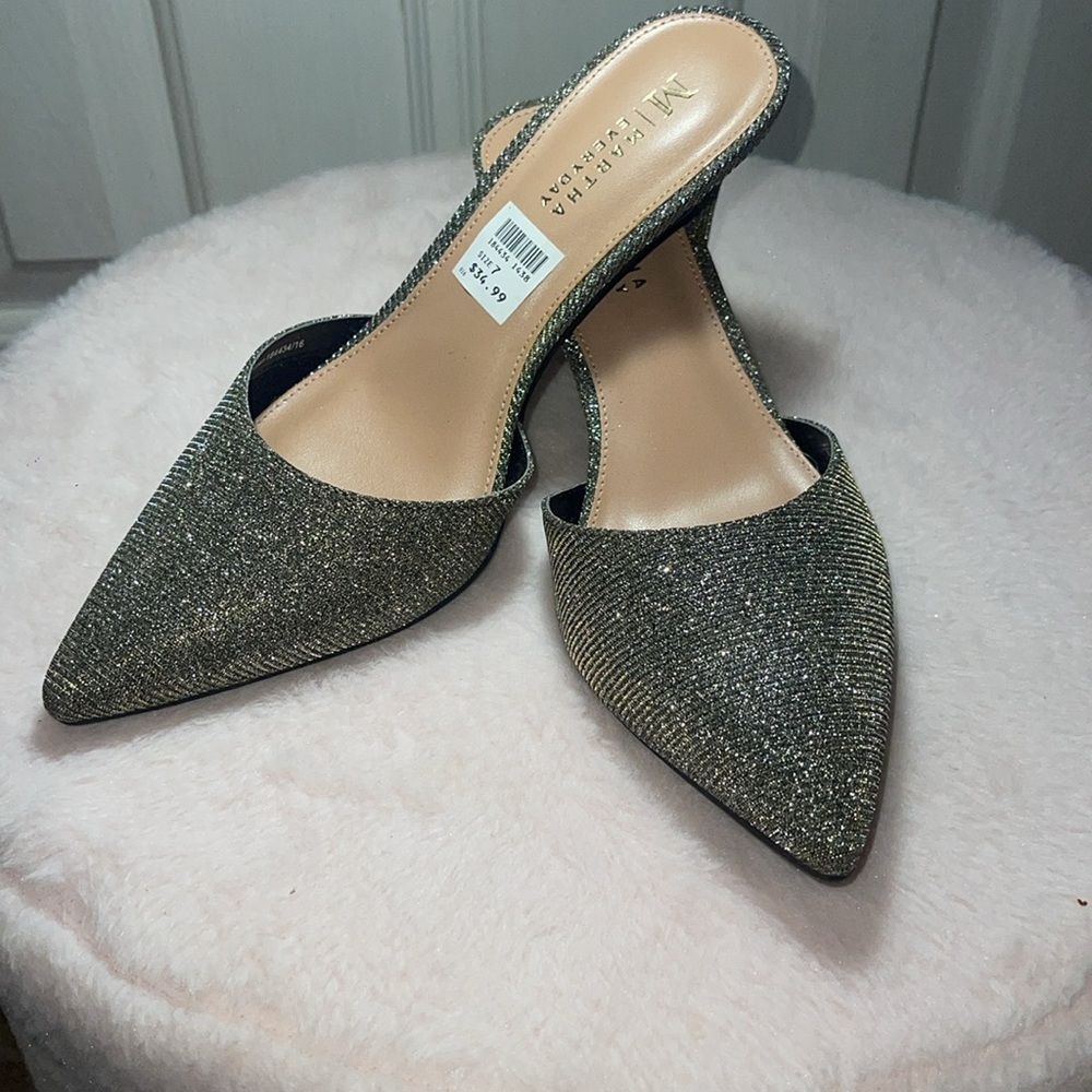 Crystal Pointed Toe Heels mules unused  Size 7 - Picture 2 of 6